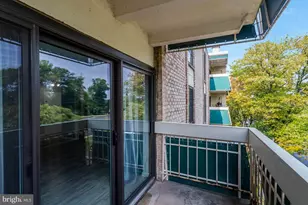 6137 Leesburg Pike, Falls Church, VA 22041 - Photo 26