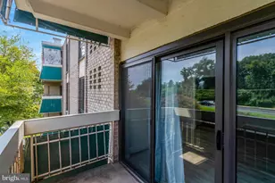 6137 Leesburg Pike, Falls Church, VA 22041 - Photo 24