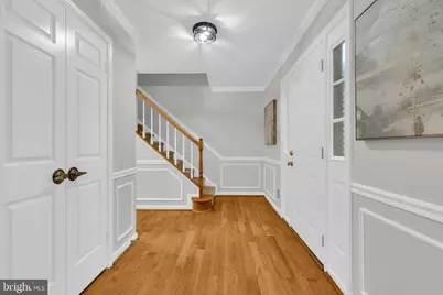 9900 Shady Cove Drive, Fairfax Station, VA 22039 - Photo 8