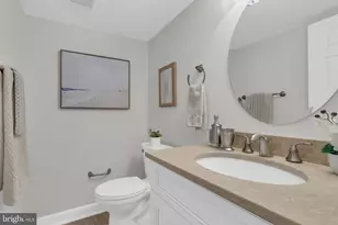 9900 Shady Cove Dr, Fairfax Station, VA 22039 - Photo 20