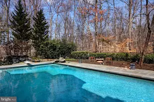 501 Seneca Green Way, Great Falls, VA 22066 - Photo 2