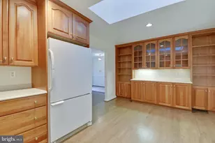 2025 Post Rd, Vienna, VA 22181 - Photo 12