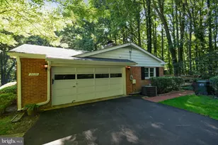 2025 Post Rd, Vienna, VA 22181 - Photo 4