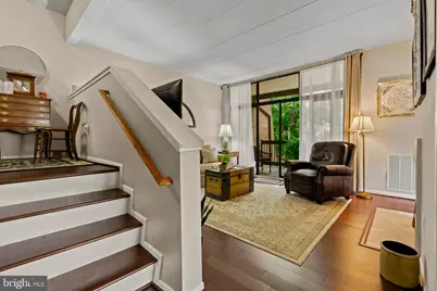 11561 Rolling Green Court #13/201C, Reston, VA 20191 - Photo 6