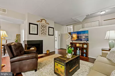 11561 Rolling Green Court #13/201C, Reston, VA 20191 - Photo 10