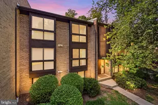11561 Rolling Green Ct, Reston, VA 20191 - Photo 36