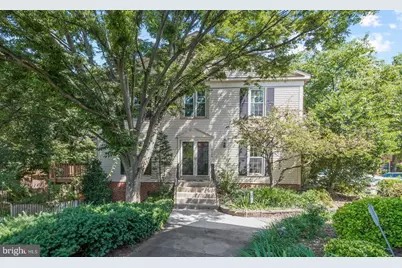 6154 Wellington Commons Drive, Alexandria, VA 22310 - Photo 1