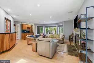 5803 Hall St, Burke, VA 22015 - Photo 2
