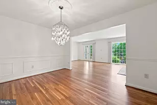 7384 Hallcrest Dr, McLean, VA 22102 - Photo 10