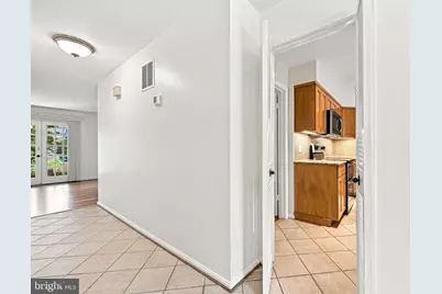 7384 Hallcrest Drive, McLean, VA 22102 - Photo 4