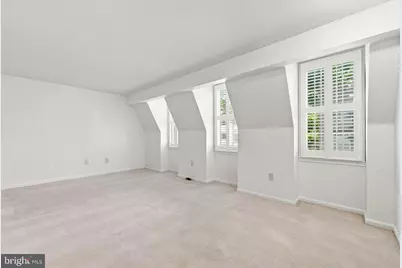 7384 Hallcrest Drive, McLean, VA 22102 - Photo 24