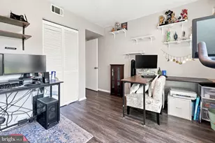 8602 Village Dr, Alexandria, VA 22309 - Photo 18