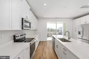 13708 Aviation Pl, Herndon, VA 20171 - Photo 36