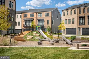 13708 Aviation Pl, Herndon, VA 20171 - Photo 26