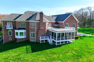 9722 Arnon Chapel Rd, Great Falls, VA 22066 - Photo 142