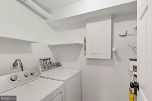 8385 Brockham Dr, Alexandria, VA 22309 - Photo 26