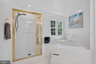 2565 Holly Manor Dr, Falls Church, VA 22043 - Photo 26