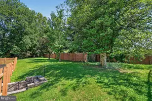 2565 Holly Manor Dr, Falls Church, VA 22043 - Photo 40