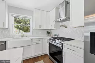 2833 Woodlawn Ave, Falls Church, VA 22042 - Photo 10