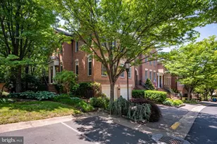 2026 Mayfair McLean Ct, Falls Church, VA 22043 - Photo 8
