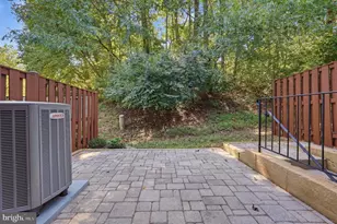 11005 Barton Hill Ct, Reston, VA 20191 - Photo 36