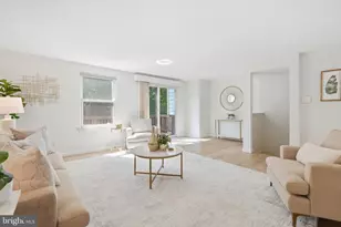 11005 Barton Hill Ct, Reston, VA 20191 - Photo 14
