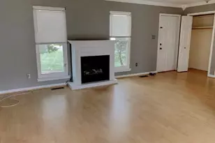 2321 Bedfordshire Cir, Reston, VA 20191 - Photo 2