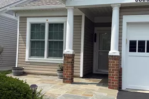8886 Calla Lily Ct, Lorton, VA 22079 - Photo 2