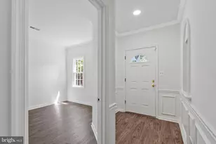 1138 Randolph Rd, McLean, VA 22101 - Photo 2
