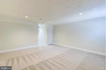 14536 Castleford Court, Centreville, VA 20121 - Photo 34