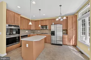 9199 Point Replete Dr, Fort Belvoir, VA 22060 - Photo 12