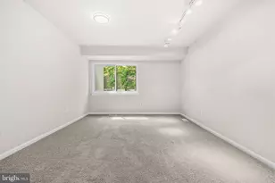 11736 Decade Ct, Reston, VA 20191 - Photo 16