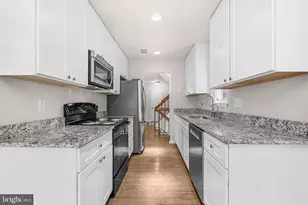 11736 Decade Ct, Reston, VA 20191 - Photo 10