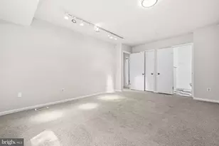 11736 Decade Ct, Reston, VA 20191 - Photo 18