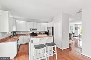 6336 Dakine Cir, Springfield, VA 22150 - Photo 14