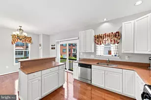 6336 Dakine Cir, Springfield, VA 22150 - Photo 18