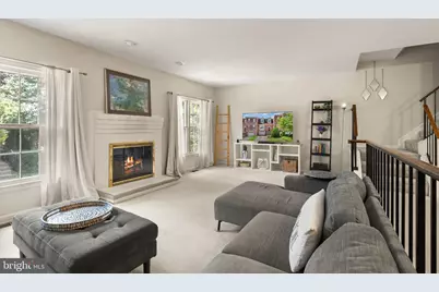 7877 Hampton Village Pass, Annandale, VA 22003 - Photo 2