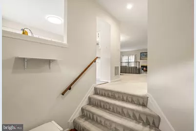 7877 Hampton Village Pass, Annandale, VA 22003 - Photo 14