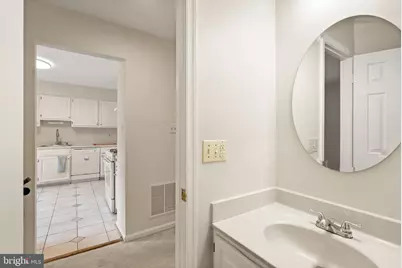 7877 Hampton Village Pass, Annandale, VA 22003 - Photo 28