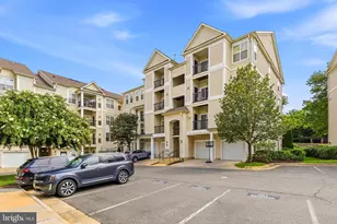 11349 Aristotle Dr, Fairfax, VA 22030 - Photo 32