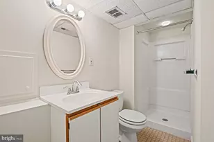 1919 Youngblood St, McLean, VA 22101 - Photo 40
