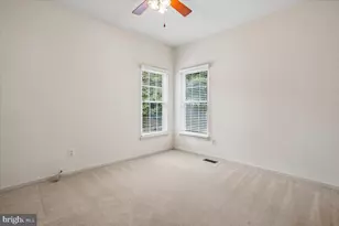 8558 Fisher Woods Dr, Lorton, VA 22079 - Photo 28