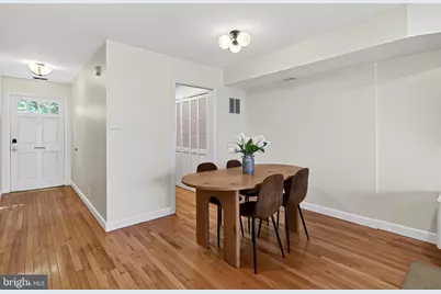 7611 Tiverton Drive, Springfield, VA 22152 - Photo 8