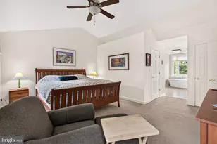 5811 Cub Stream Dr, Centreville, VA 20120 - Photo 32