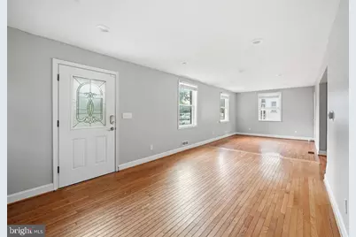2918 Monroe Place, Falls Church, VA 22042 - Photo 2