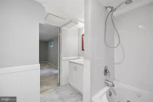 2918 Monroe Pl, Falls Church, VA 22042 - Photo 44