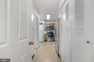 3800 Powell Ln, Falls Church, VA 22041 - Photo 4