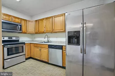 3800 Powell Lane #619, Falls Church, VA 22041 - Photo 6