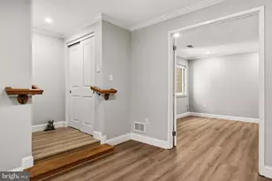 11026 Villaridge Ct, Reston, VA 20191 - Photo 2