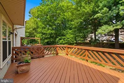 8902 Winding Hollow Way, Springfield, VA 22152 - Photo 14